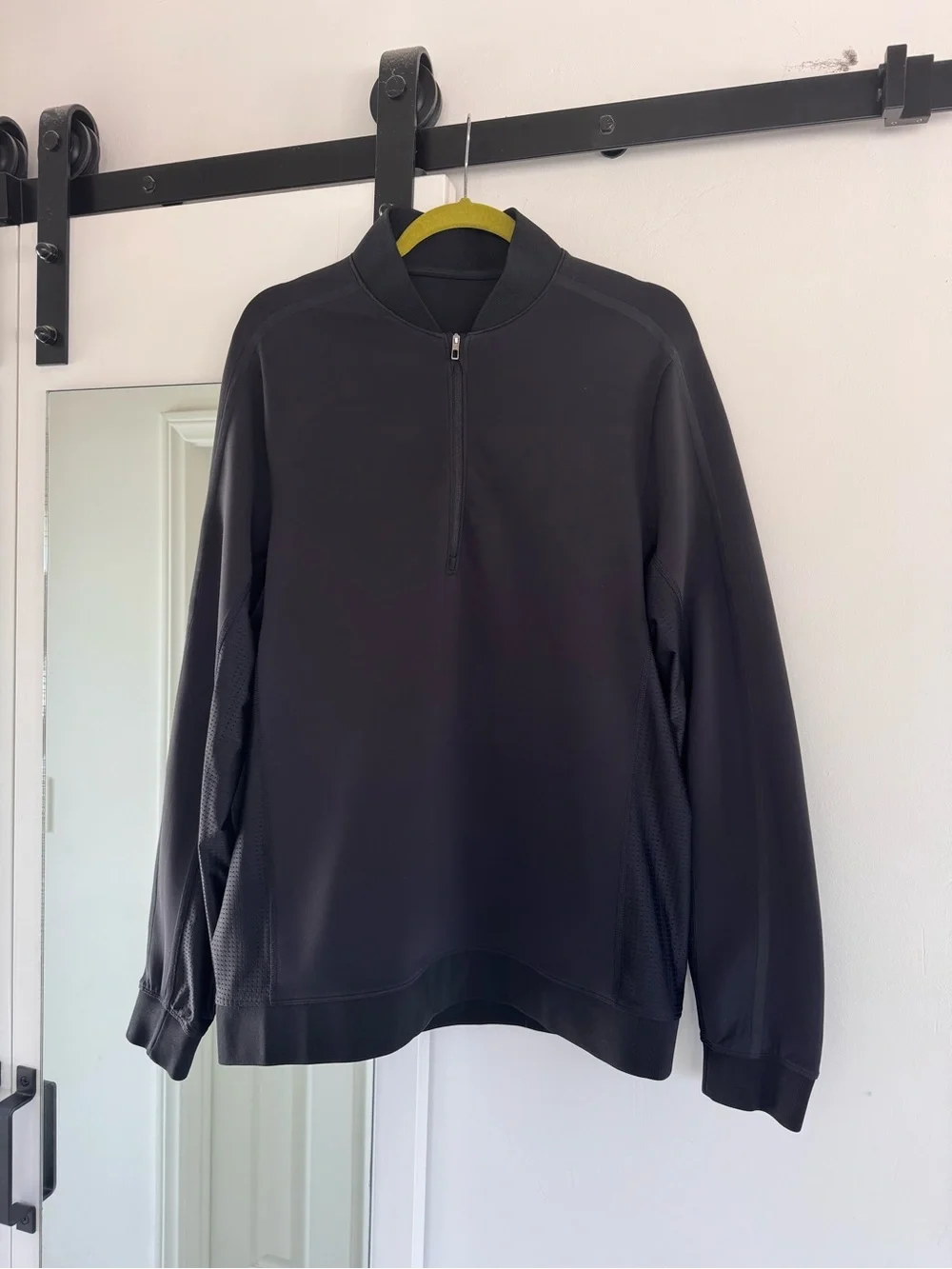 Men's Black Half-Zip Performance Pull Over